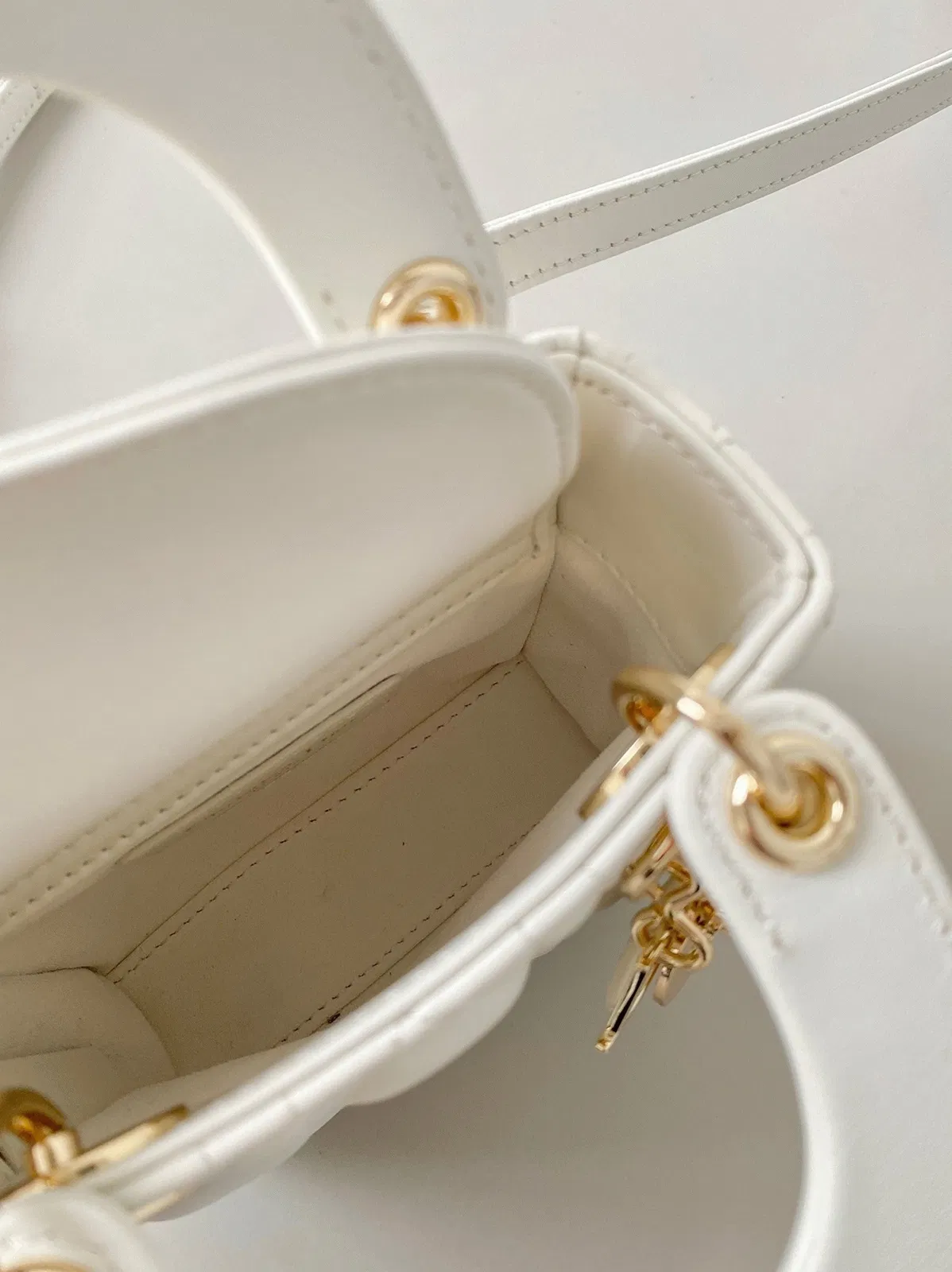 Dior Lady Dior Micro Bag Knockoff in White Cannage Lambskin — image 3