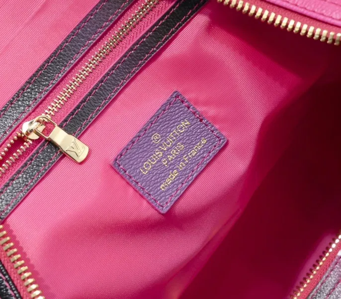 LV Spring 2022 Keepall 45 Travel Bag In Midnight Fuchsia — image 6