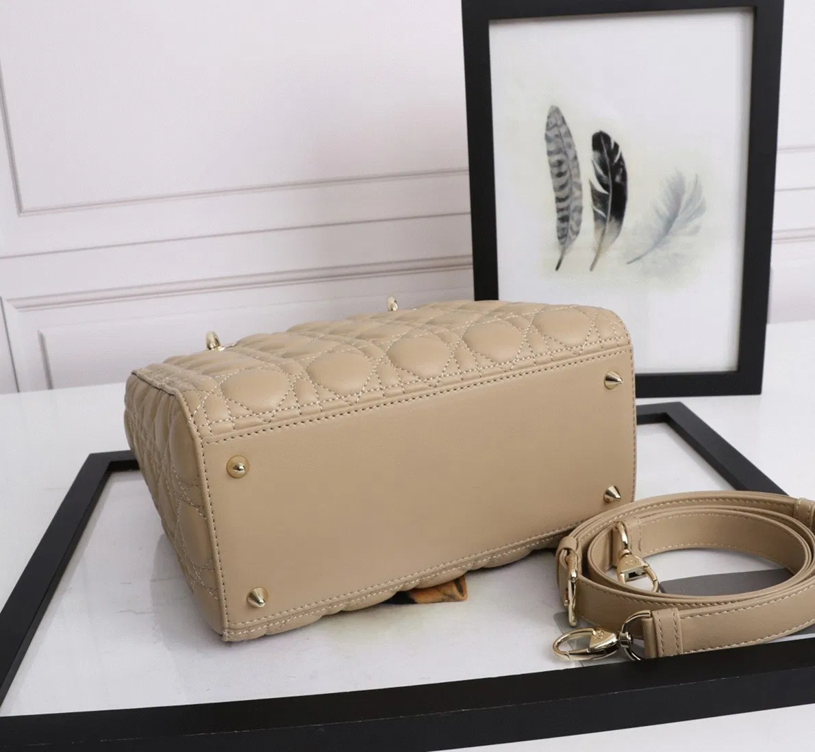 Dior Lady Dior Medium Bag Knockoff in Beige — image 3
