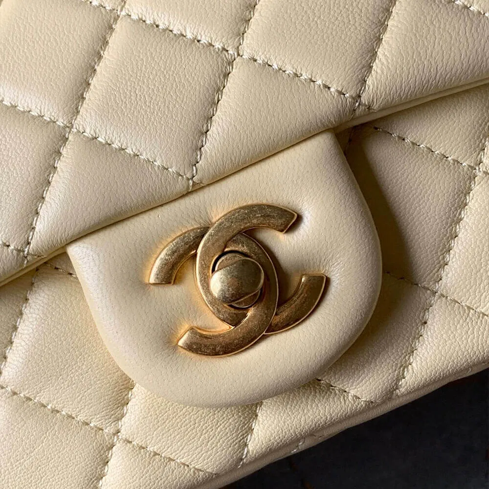 Chanel Pearl Crush Mini Rectangular Flap — image 4