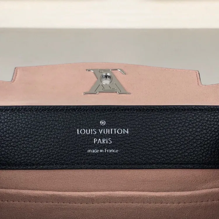 Louis Vuitton Lockme Ever BB — image 4