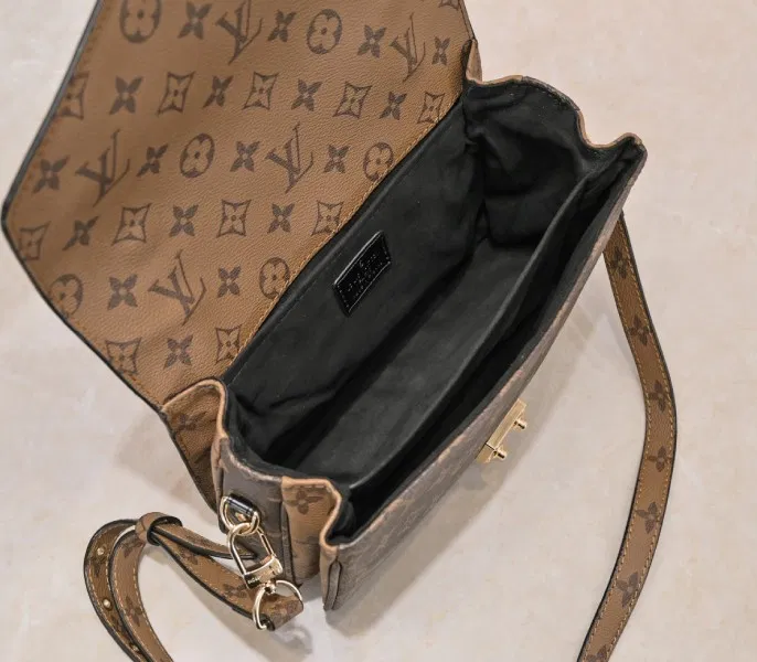 LV Monogram Reverse Canvas Metis M44876 — image 5