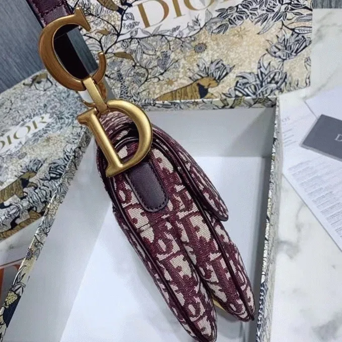 Dior Saddle Bag in Burgundy Dior Oblique Jacquard — image 3