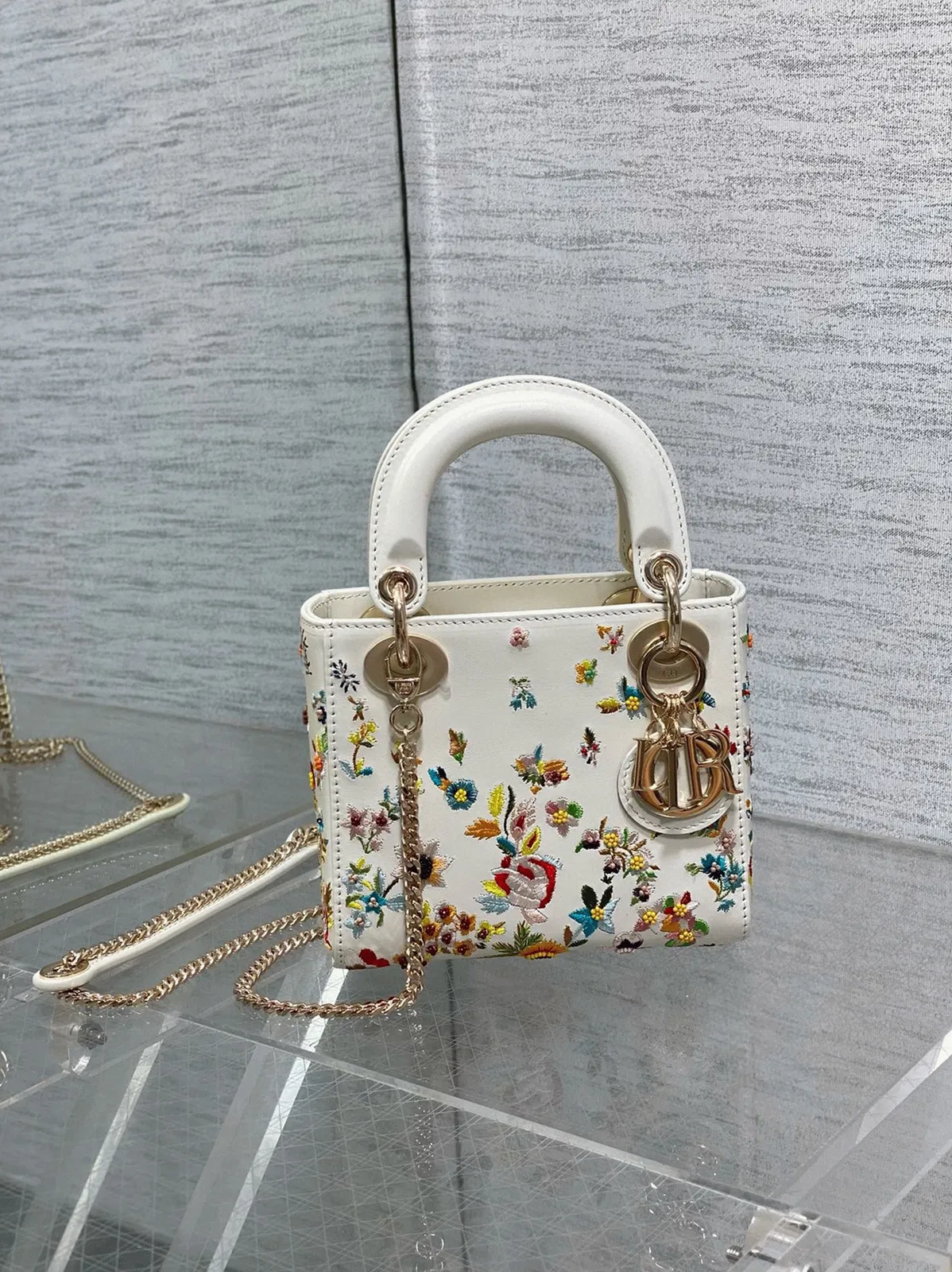 Dior Lady Dior Mini Bag Knockoff in White Calfskin with Multicolor Small Flowers — image 9