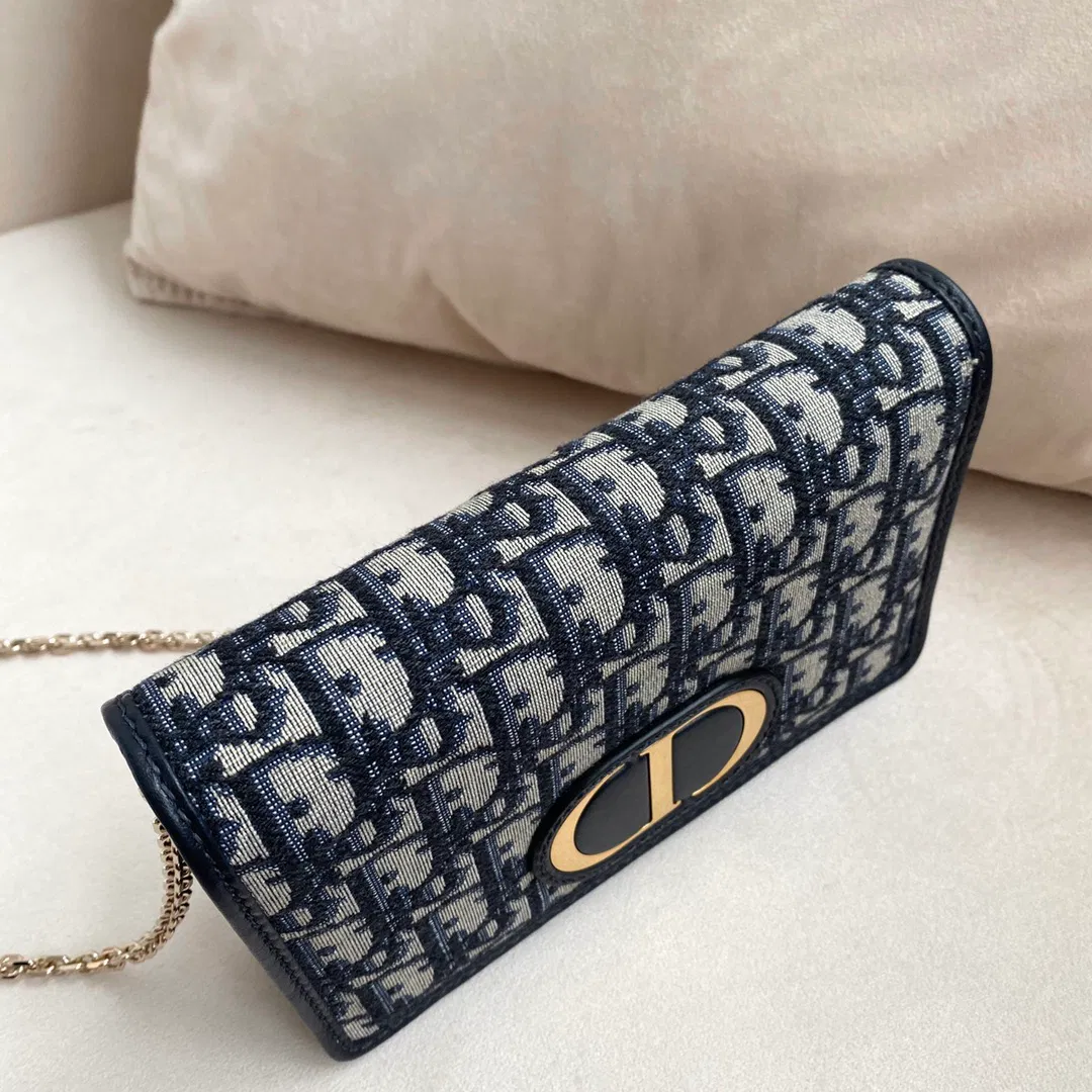 Dior 30 Montaigne — image 3