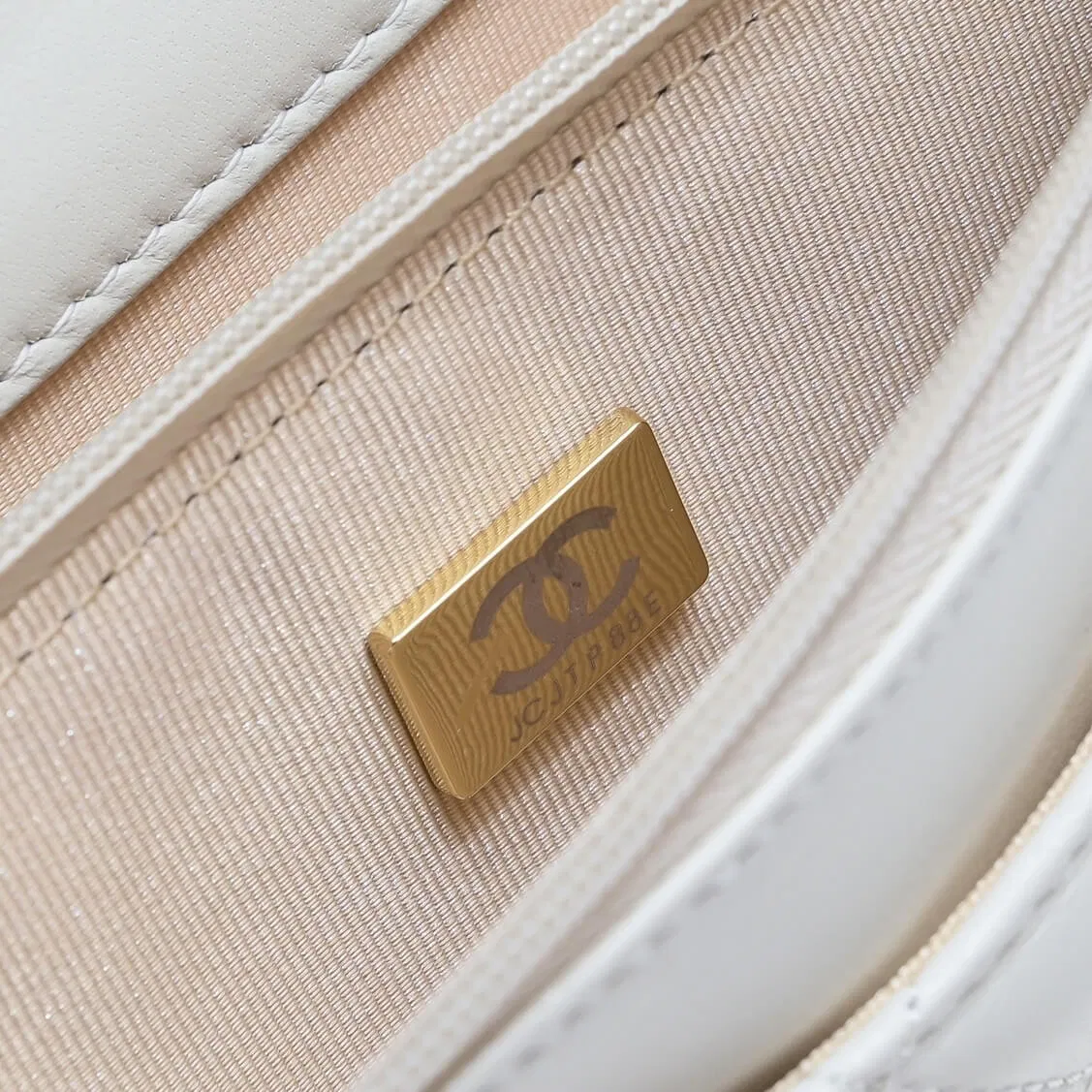 Chanel classic chain wallet — image 6
