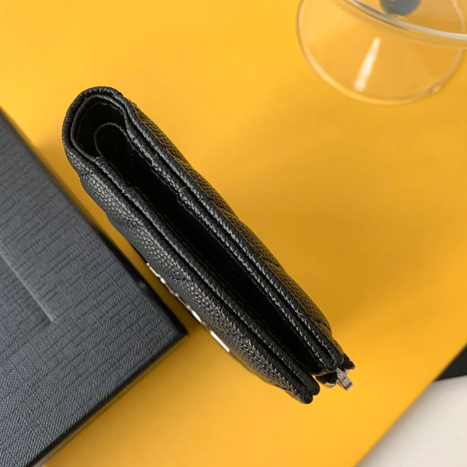 CASSANDRE MATELASSÉ FLAP CARD CASE IN GRAIN DE POUDRE EMBOSSED LEATHER — image 5