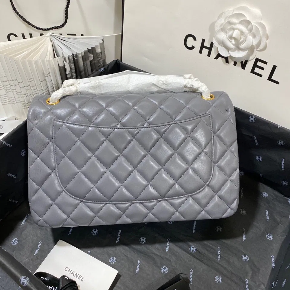Chanel Flap Bag Large — image 5