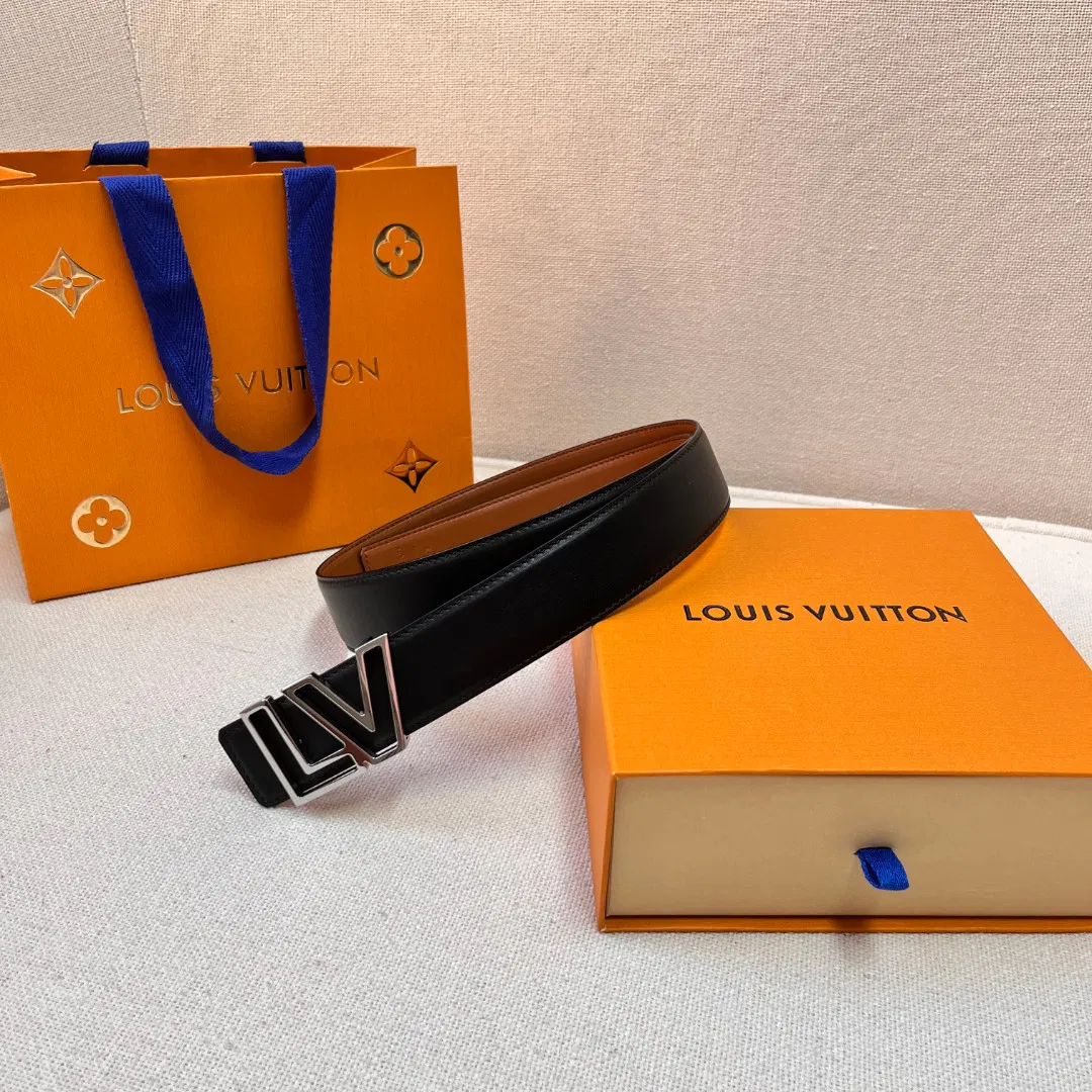 LV initiales — image 8