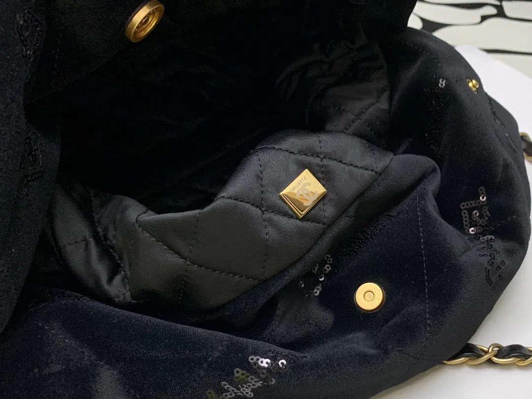 CHANEL 22 — image 3
