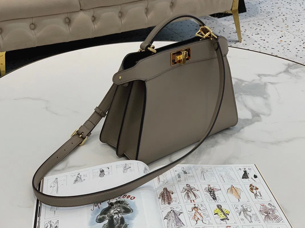 Grey Calfskin Fendi Peekaboo ISeeU Small Imitation Bag — image 10