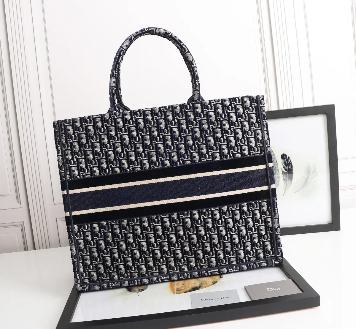 BOOK TOTE — image 3