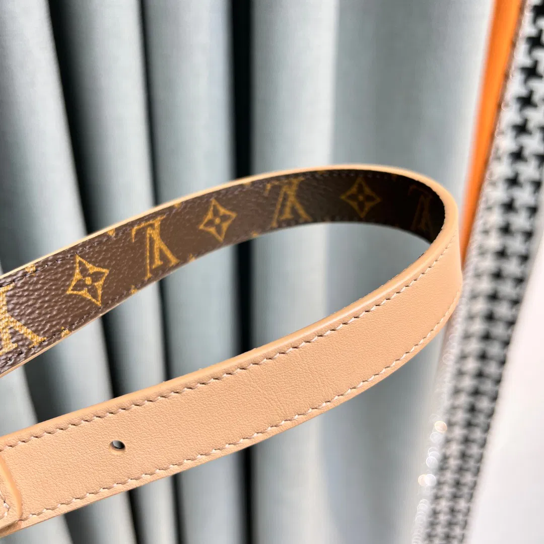 LV INITIALES — image 8