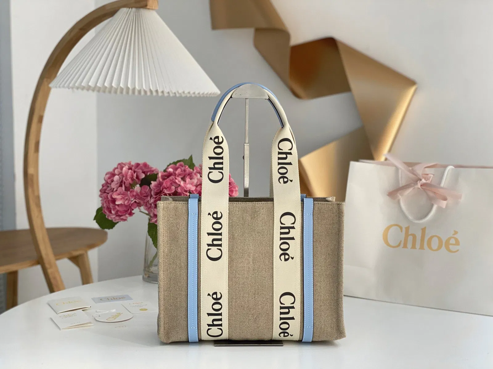 Top Quality Chloe Woody Medium Tote Bag in Linen Canvas with Blue Leather — image 5