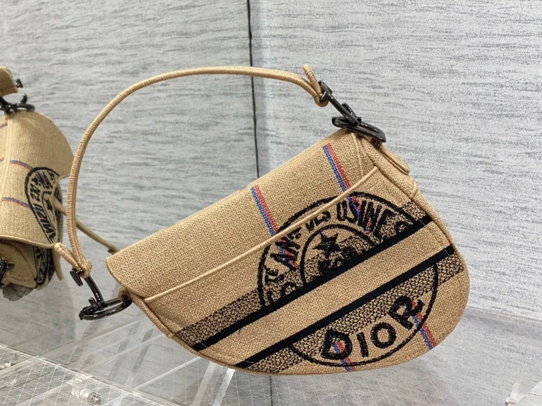 Dior Saddle Bag Knockoff in Beige Jute Canvas with Dior Union Motif — image 3