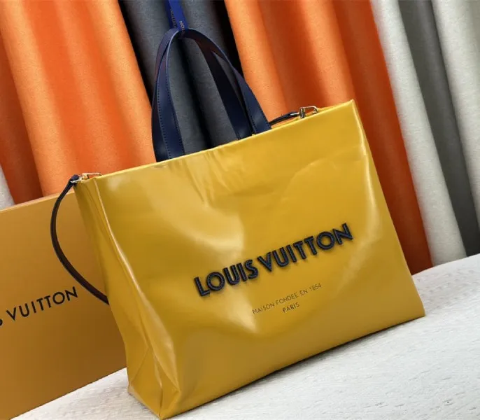 Louis Vuitton Other Leathers Shopper MM Tote In Safran — image 2