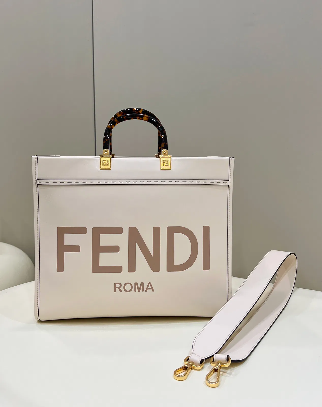 Fendi Sunshine Medium