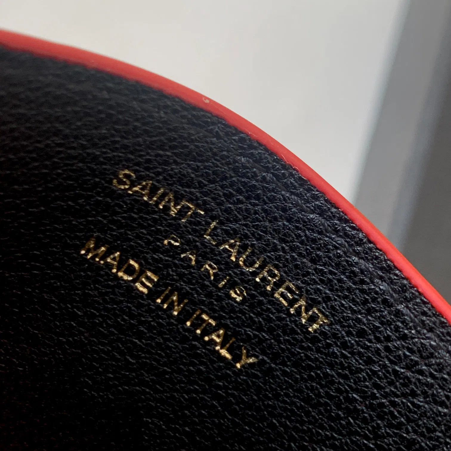 CASSANDRE MATELASSÉ CARD CASE IN GRAIN DE POUDRE EMBOSSED LEATHER — image 4