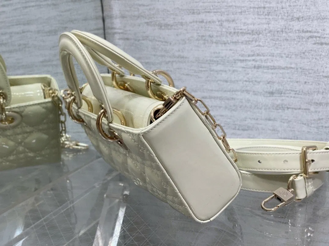 Dior Lady D-Joy Small Bag Knockoff in White — image 6