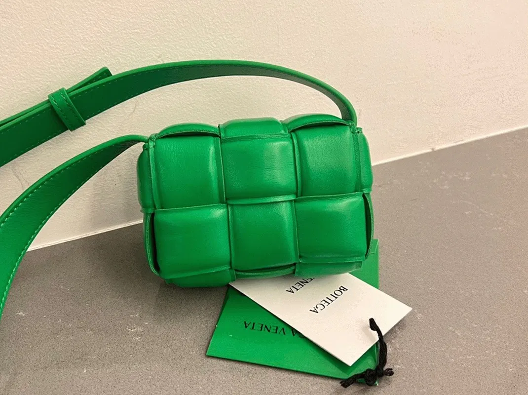 Top Quality Knockoff Bottega Veneta Candy Padded Cassette Bag In Parakeet — image 6