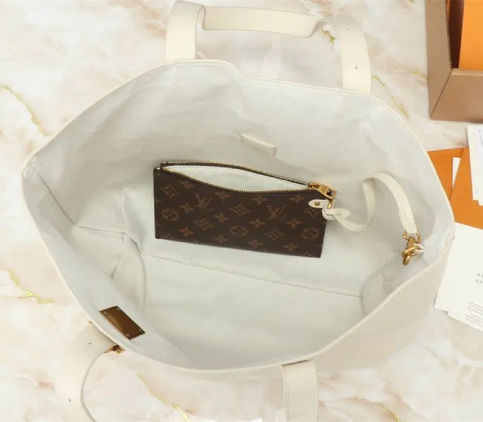 Louis Vuitton Low Key Cabas MM Bag In Quartz White — image 5