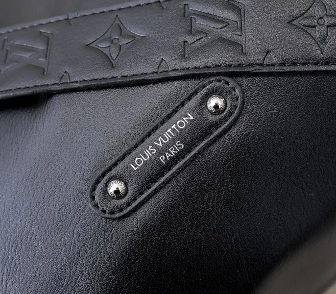 LV Night Vagabond Hobo In Black — image 8