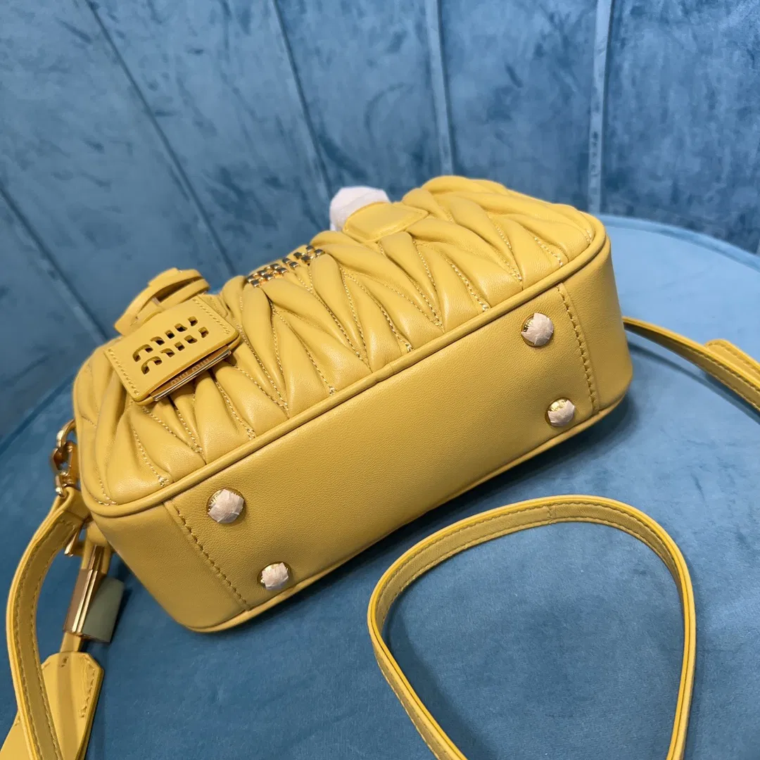 Matelassé Soft bag — image 6