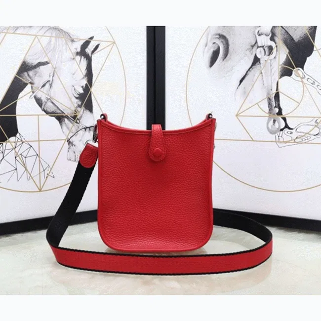 Red Evelyne II TPM Messenger Bag Hermes Compact Purse — image 3