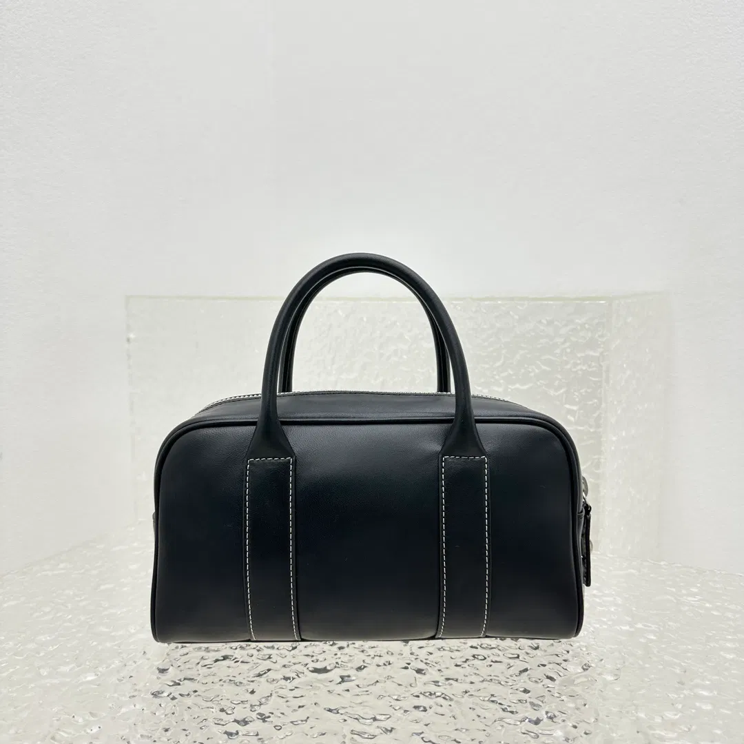 Soft Hobo bag — image 8