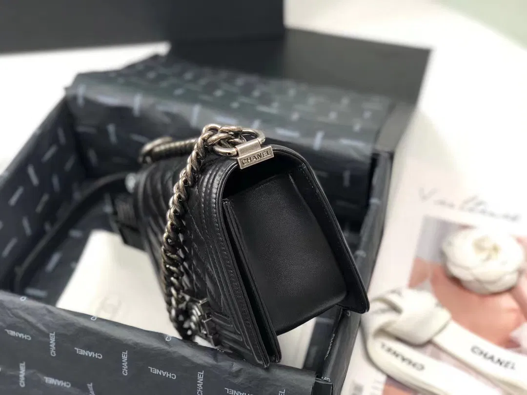 BOY CHANEL Small — image 4
