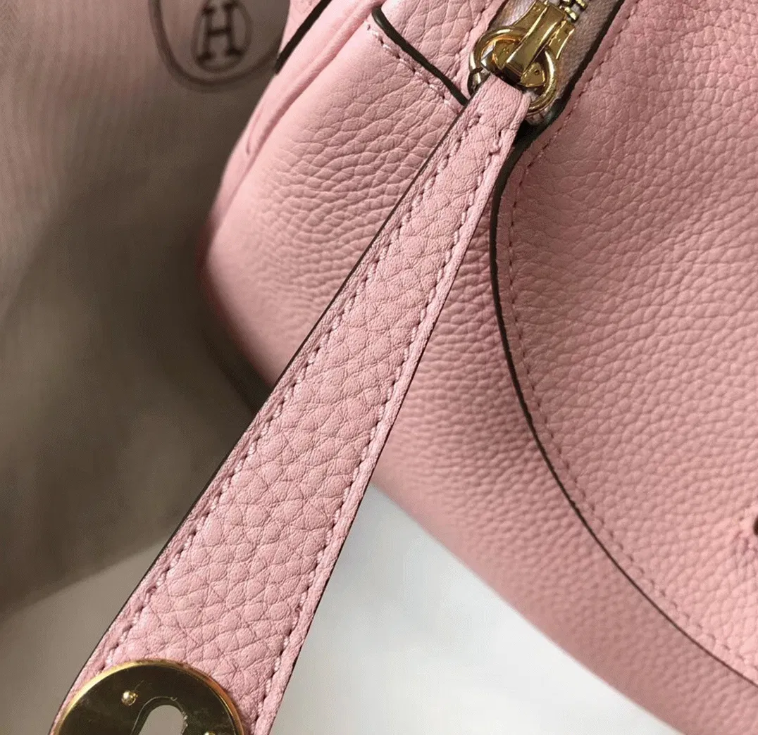 Hermes Lindy 26cm handbag in pink — image 5