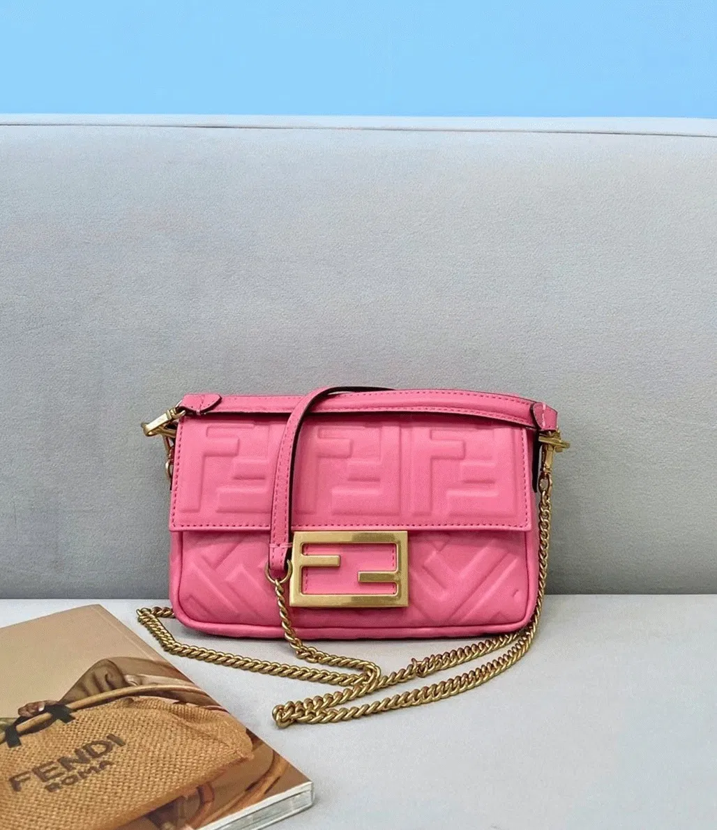 Top Quality Fendi Small Baguette Bag In Pink FF — image 2