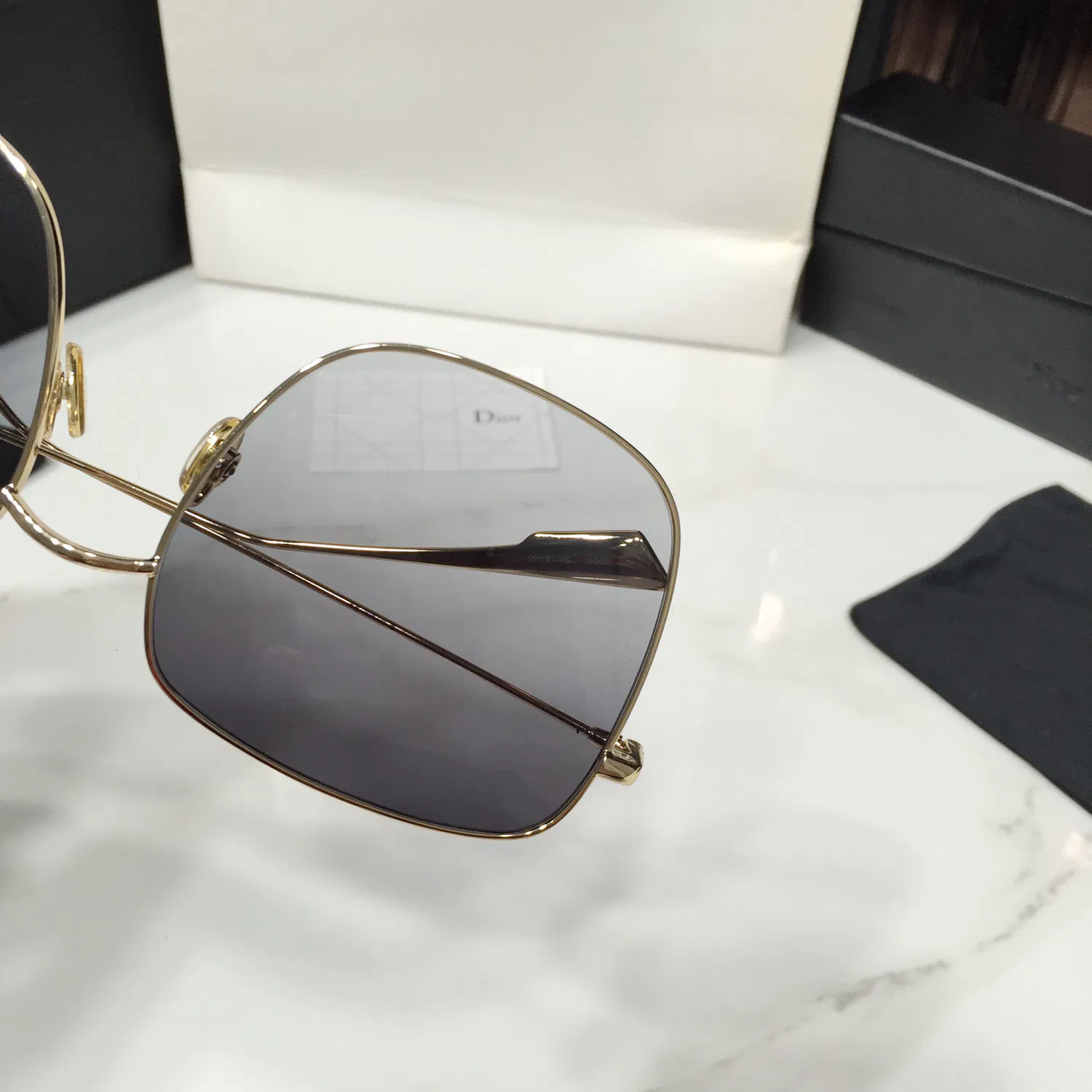 STELLAIRE Sunglasses — image 4