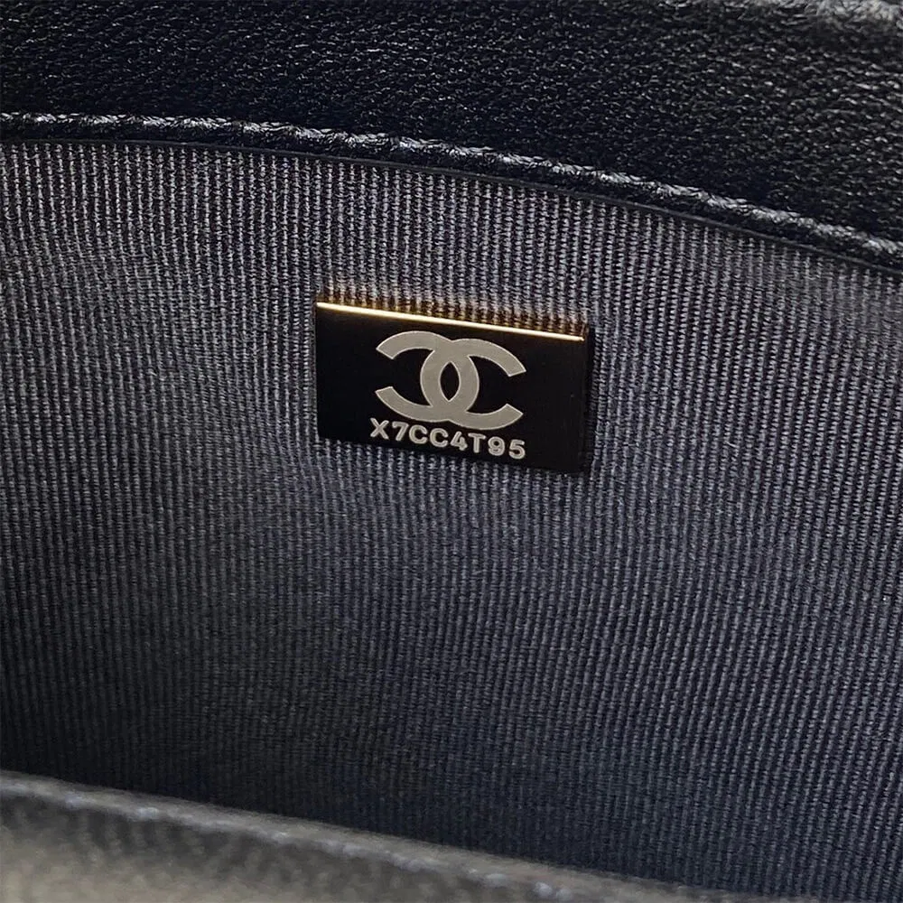 CHANEL FLAP BAG — image 5