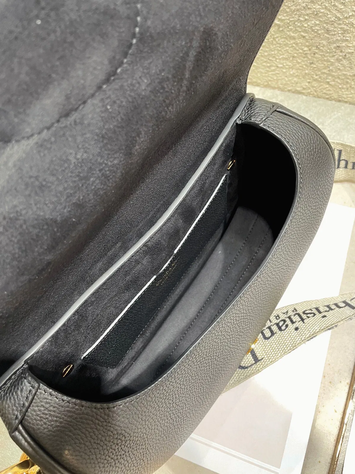 Dior Bobby Large Bag Imitation in Black — image 4
