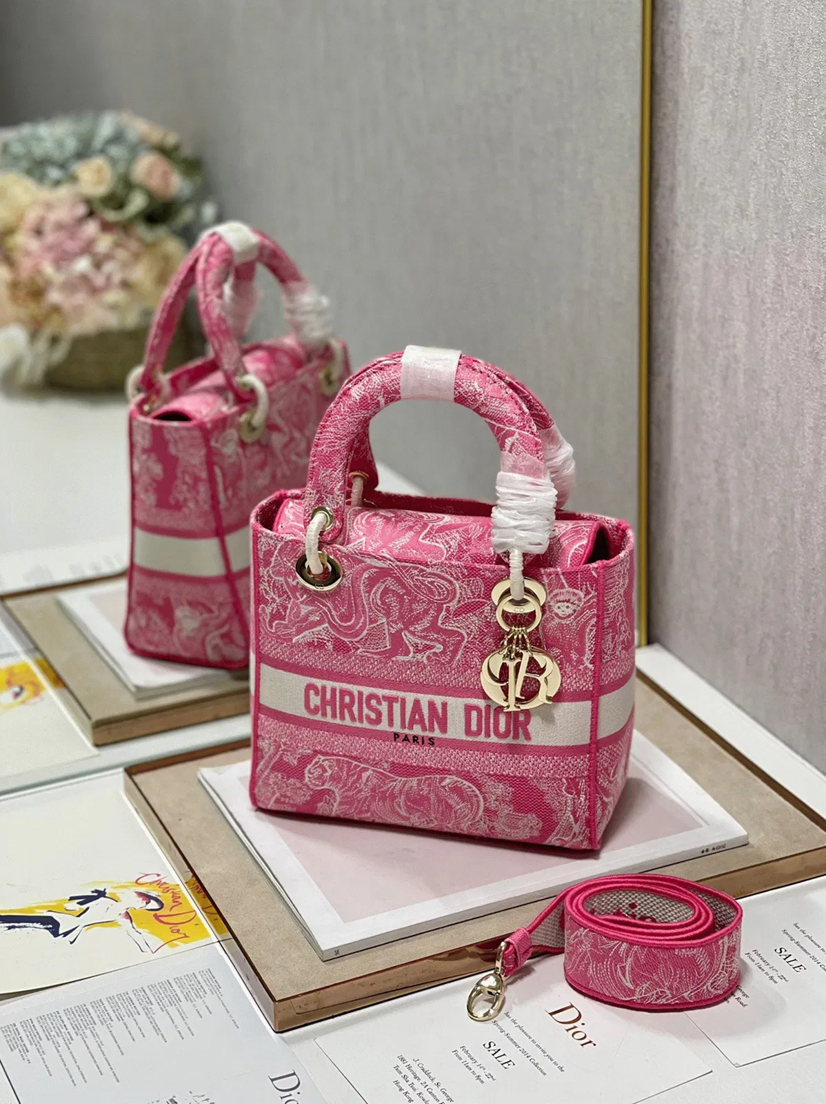 Dior Lady D-Lite Medium Bag in Fluorescent Pink Toile de Jouy Reverse Embroidery — image 5