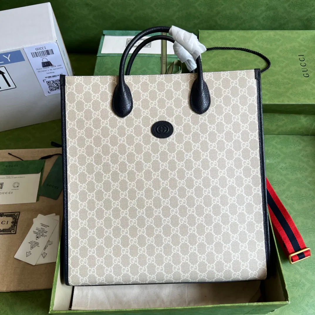 Gucci cherry print medium