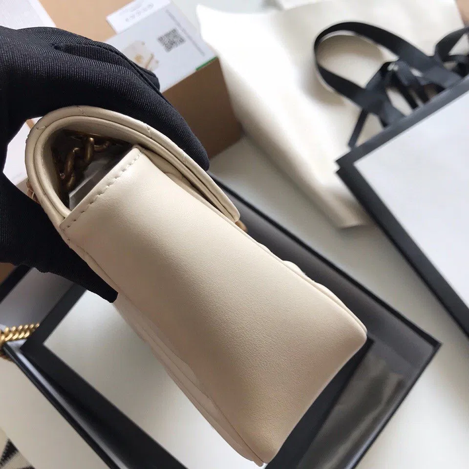 GG Marmont mini matelassé shoulder bag-26 CM — image 4