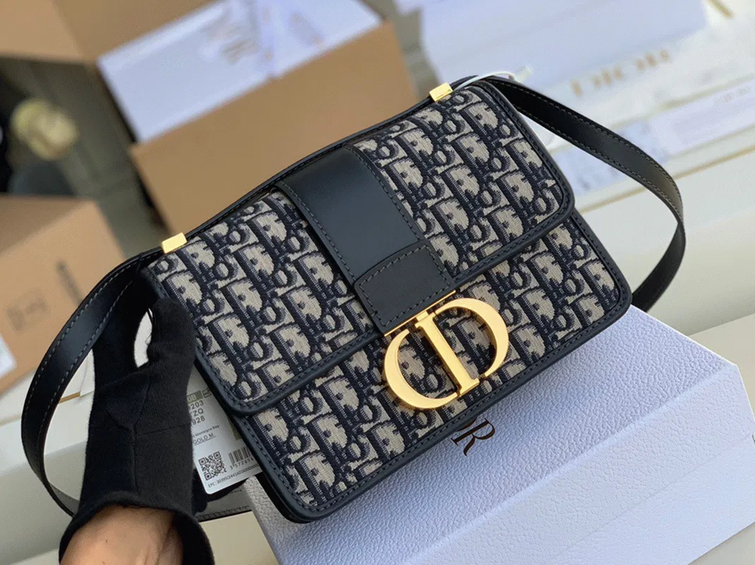 Dior 30 Montaigne Medium Bag in Blue Dior Oblique Jacquard — image 6