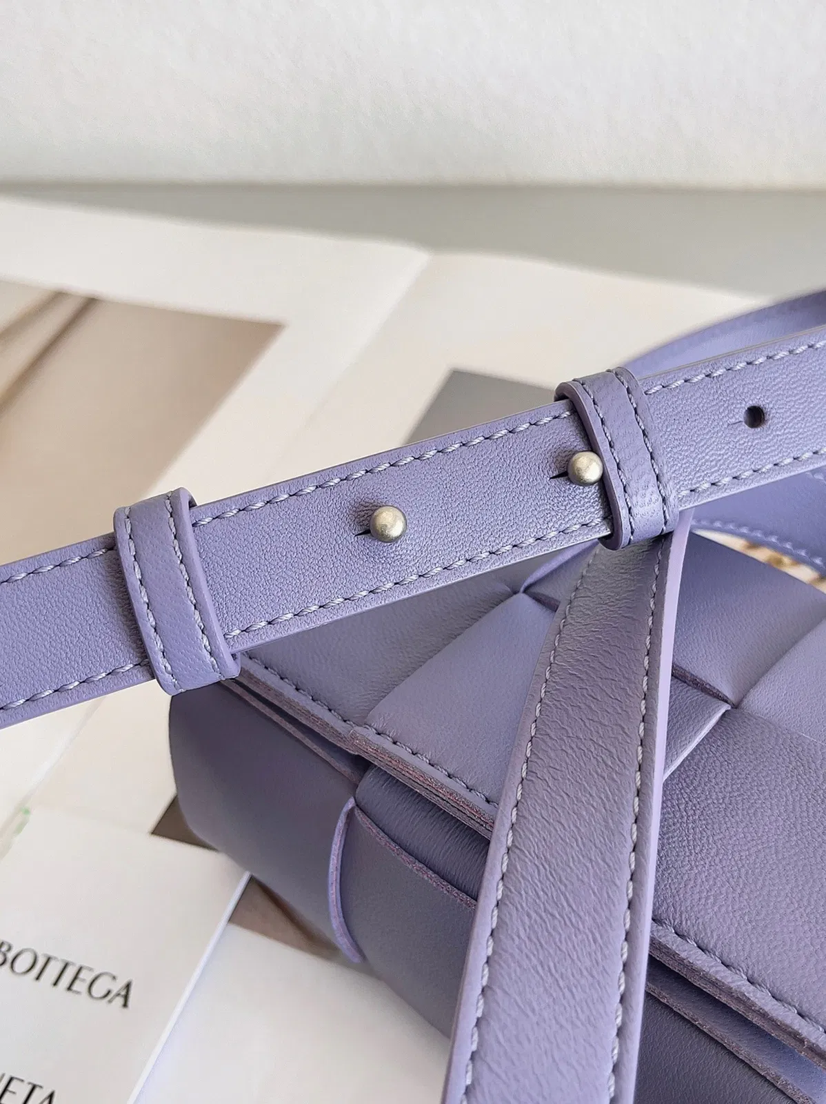 Top Quality Knockoff Bottega Veneta Candy Cassette Bag In Wisteria — image 2