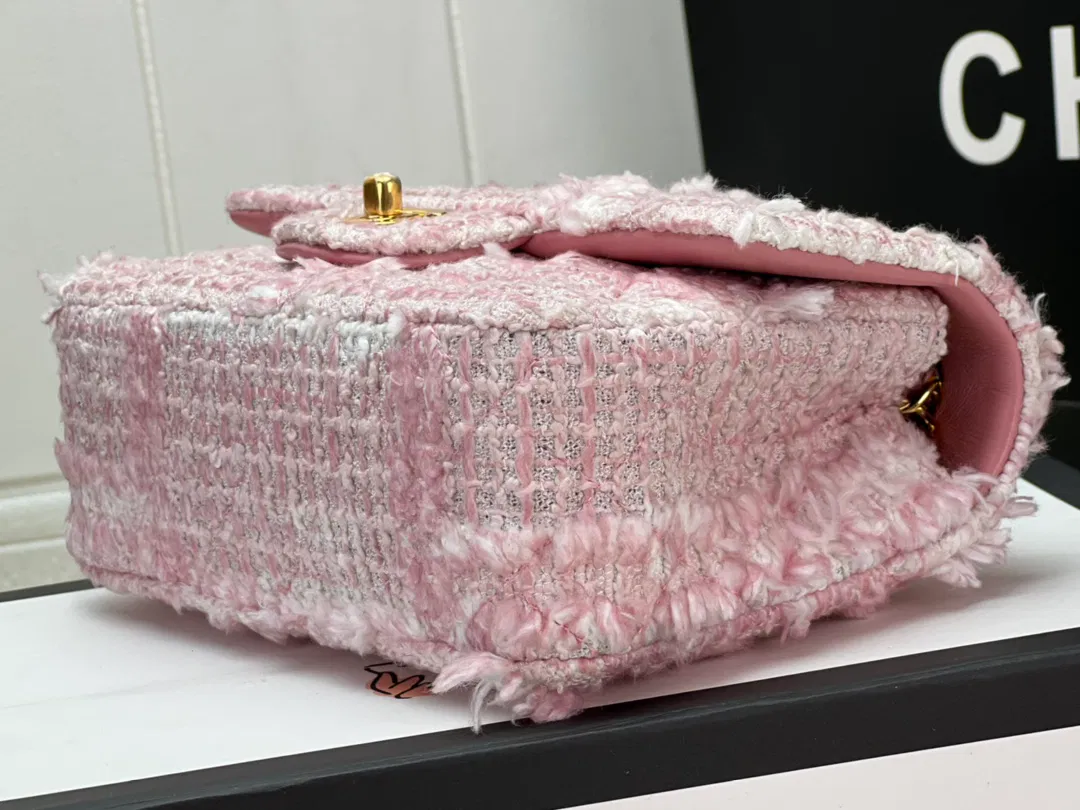 MINI CLASSIC FLAP BAG — image 7