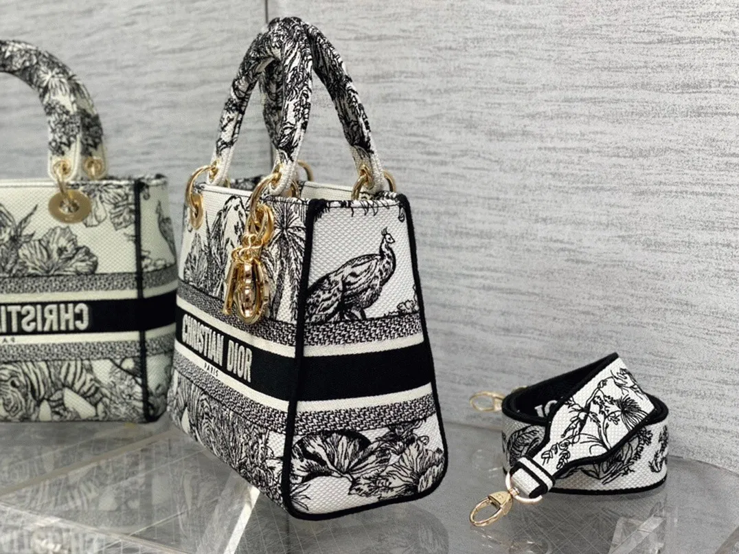 Dior Lady D-Lite Medium Bag Knockoff in White Toile de Jouy Voyage Embroidery — image 8