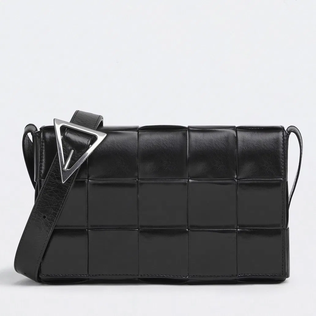 Top Quality Bottega Veneta Cassette Bag In Black