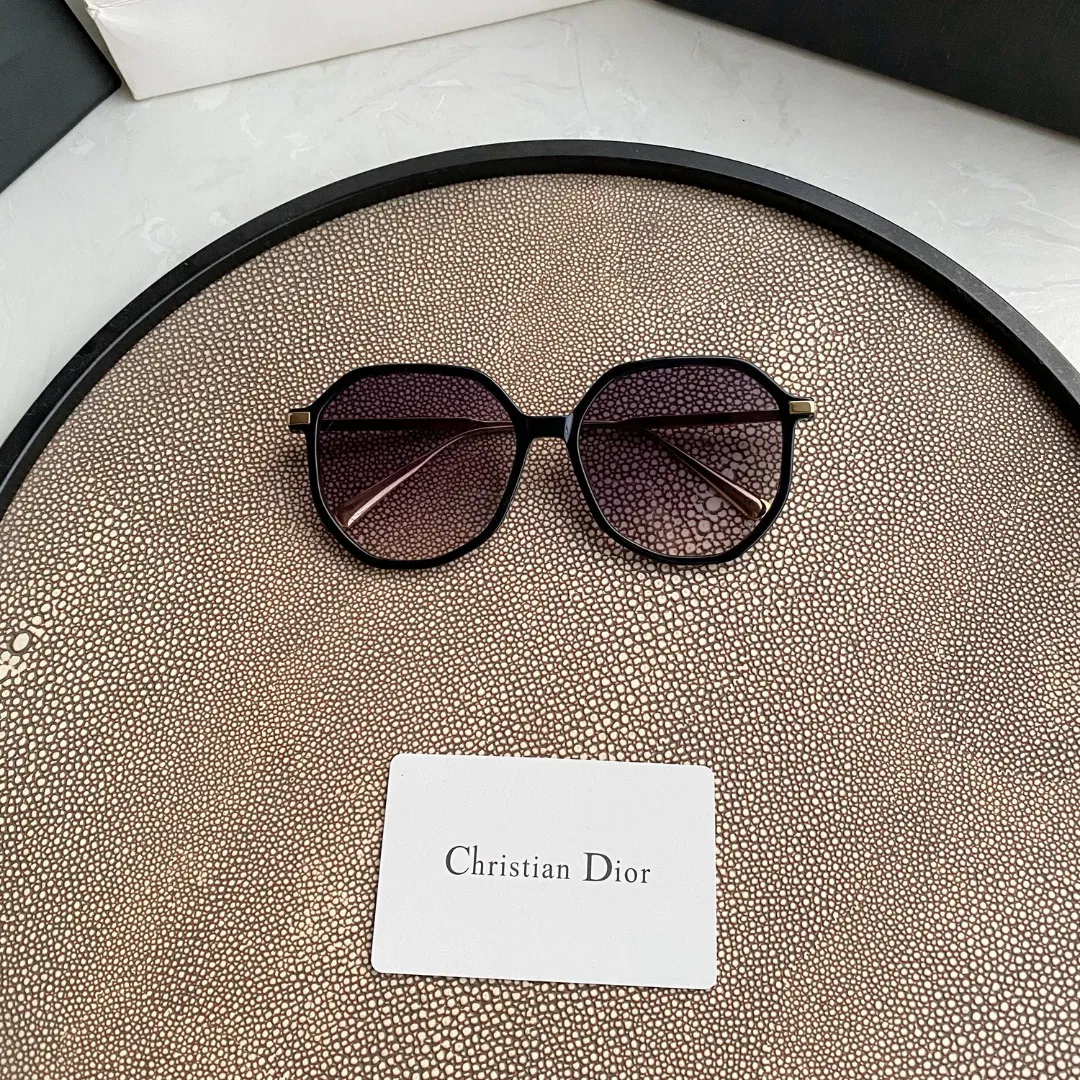 Round Sunglasses