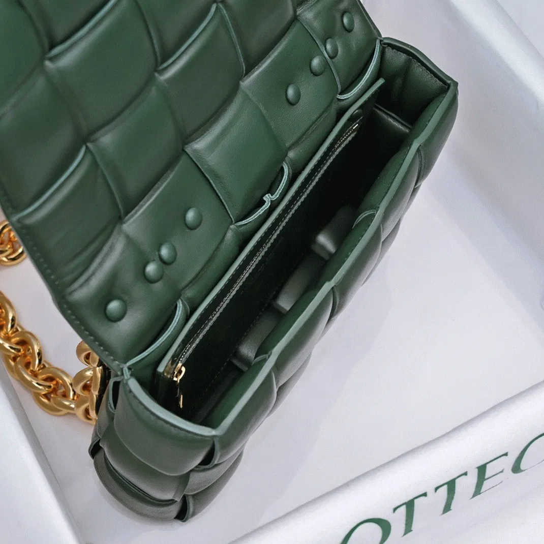 Top Quality Bottega Veneta Chain Cassette Bag In Raintree — image 6