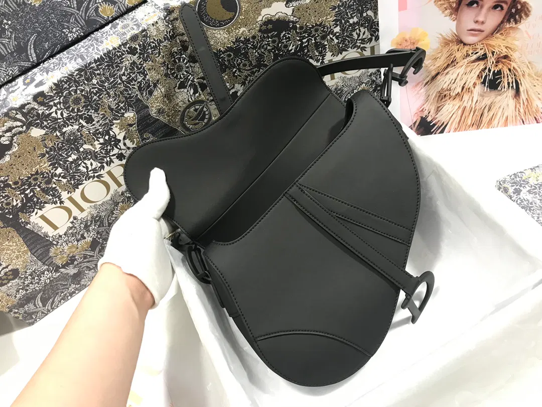 Dior Saddle Bag — image 7