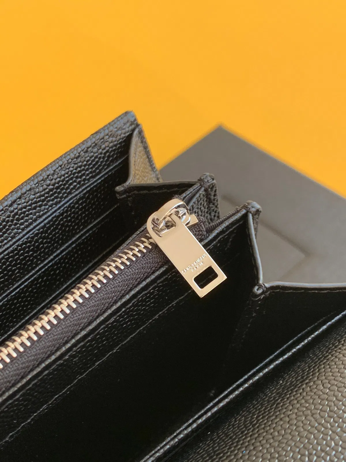 Saint Laurent MONOGRAMS PROMOTIONS — image 5