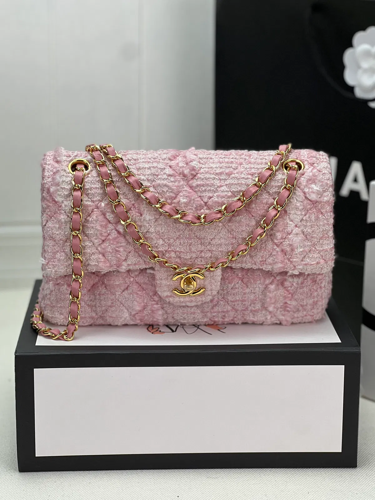 CLASSIC FLAP BAG