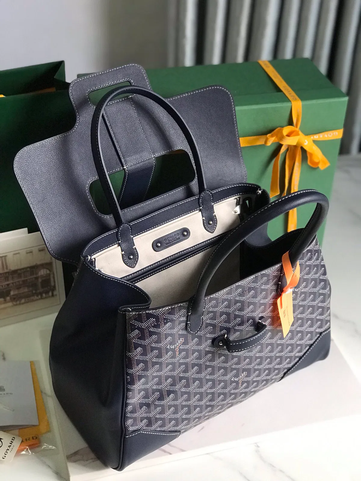 Saigon Tote bag — image 2