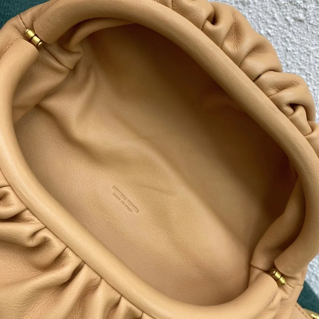 Bottega Veneta The Pouch Belt Bag Almond — image 2